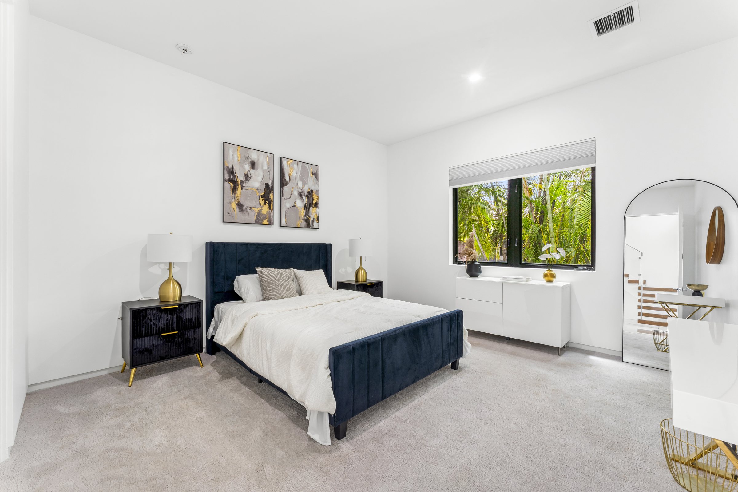Bedroom with Ensuite Access at Casa Aqua, 4232 E Tradewinds Ave, Lauderdale-by-the-Sea