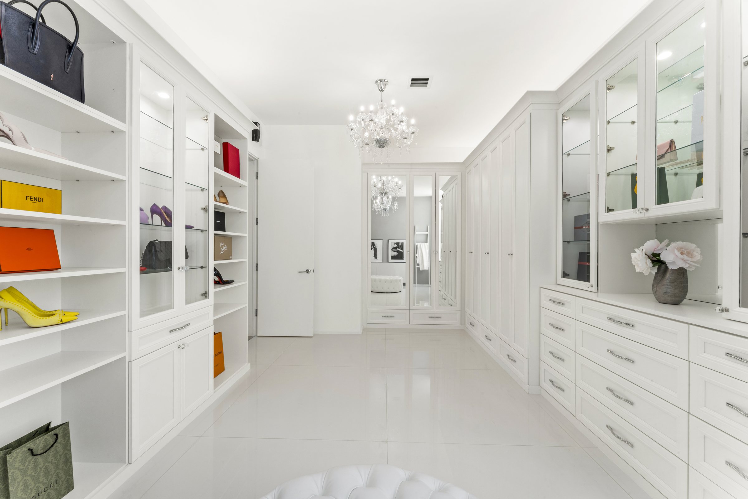 Dressing Room Detail at Casa Aqua, 4232 E Tradewinds Ave, Lauderdale-by-the-Sea