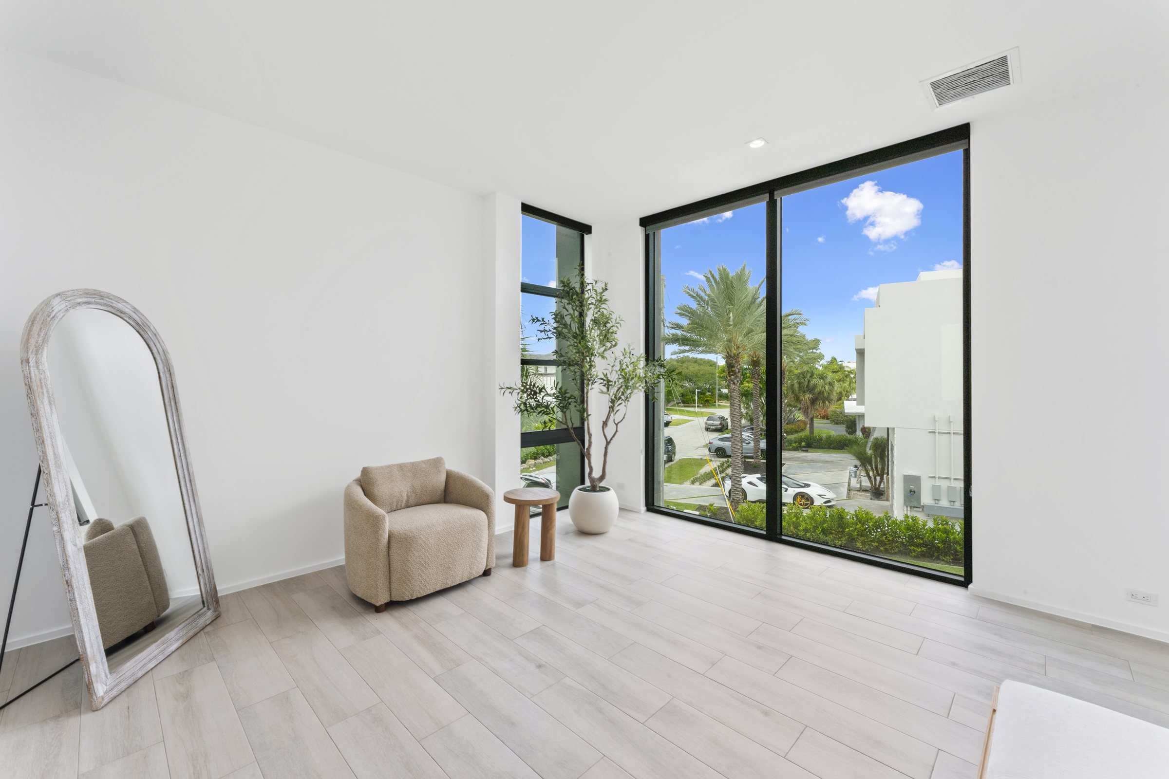 Secondary Bedroom at Casa Aqua, 4232 E Tradewinds Ave, Lauderdale-by-the-Sea