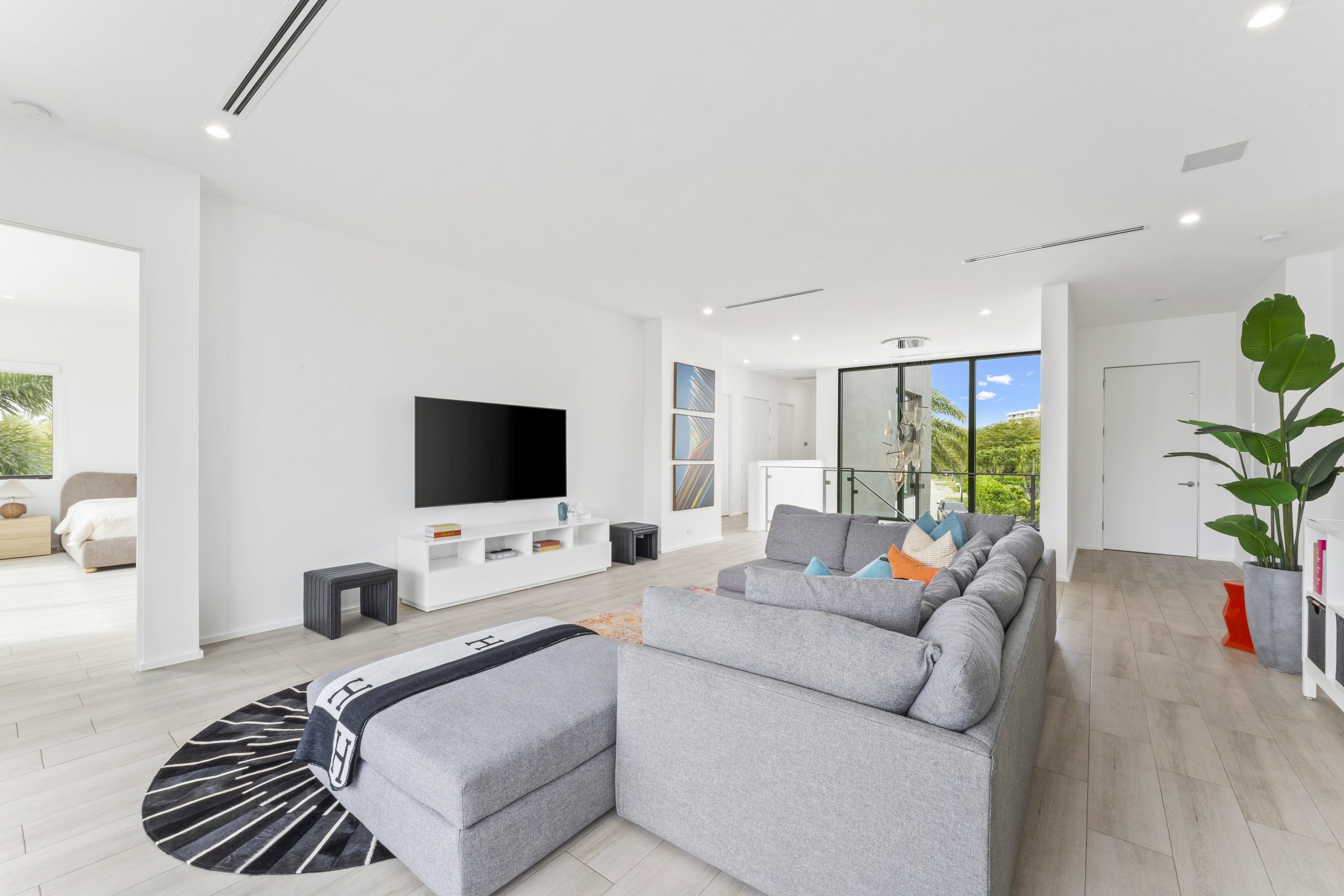 Upstairs Lounge, Alternate View at Casa Aqua, 4232 E Tradewinds Ave, Lauderdale-by-the-Sea