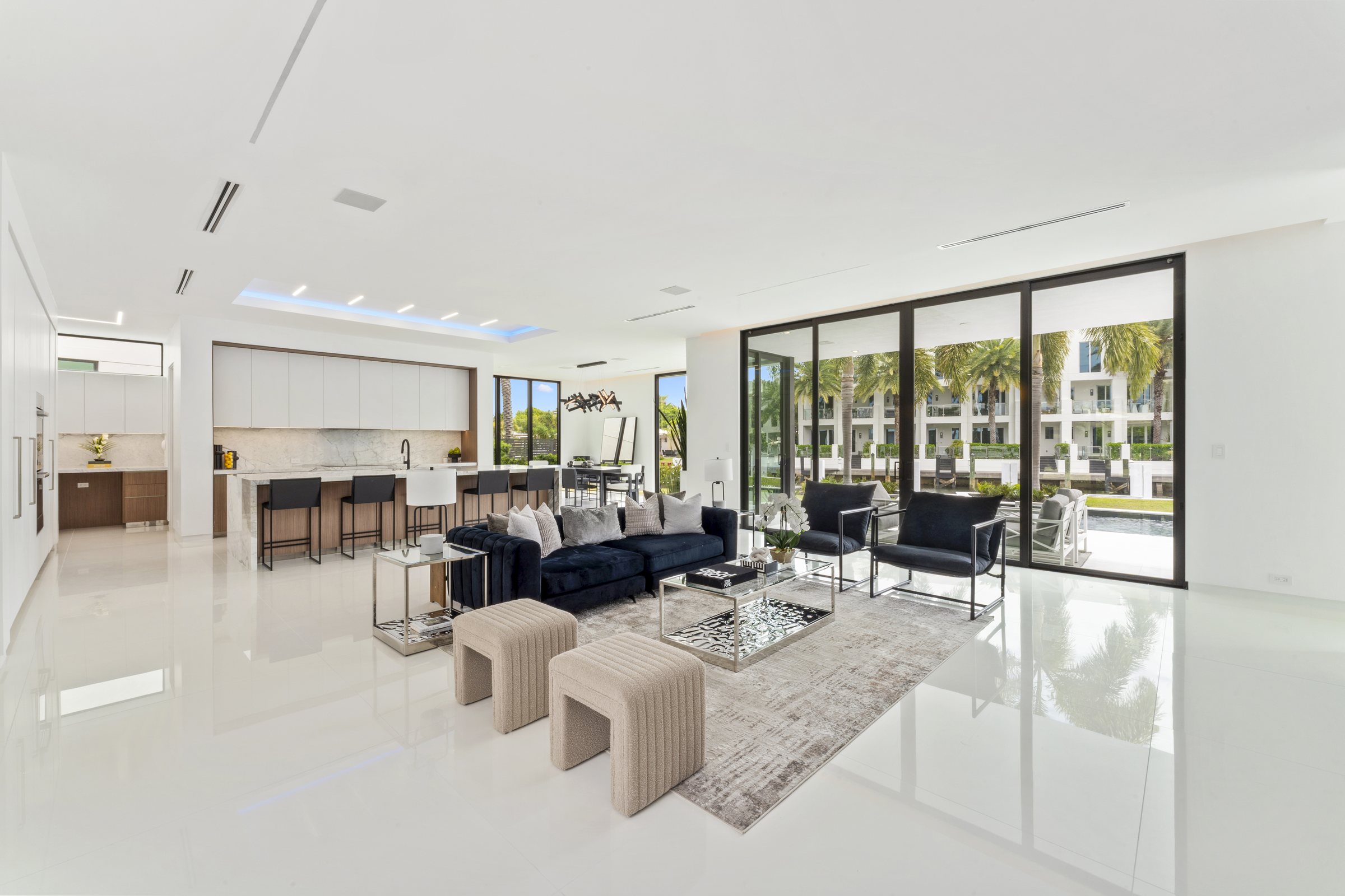 Great Room at Casa Aqua, 4232 E Tradewinds Ave, Lauderdale-by-the-Sea